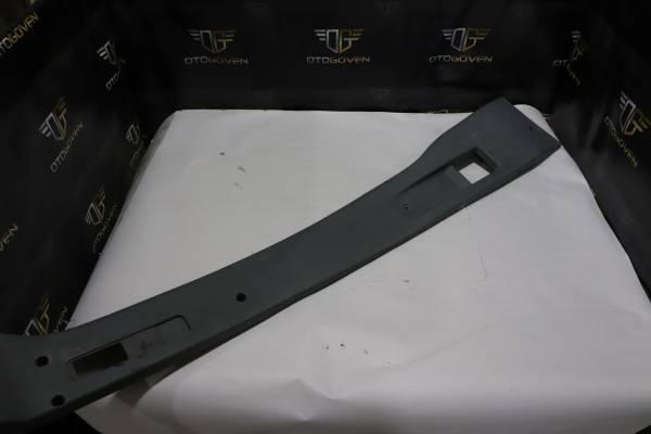 FORD TRANSİT 350 E-ED-EL-L-M ÇIKMA PARÇA TRANSİT V347 ORTA DİREK PLASTİĞİ